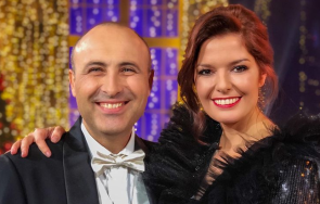 бившите влюбени мъйнов сърчаджиева събират сатирата