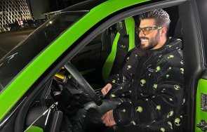 фики стораро отговори обвиненията кражба песен