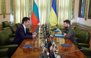 схемаджии медийната перачница промяната завъртя кирчо пиар центрофугата рекламират тайния спасител украйна истината