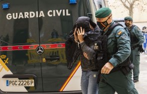 разбиха банда нелегален тютюн испания експлоатирани украинци