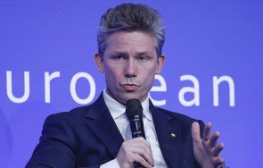 напрежение анкара стокхолм турция отмени посещението шведския военен министър