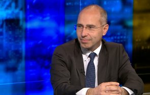 шефът сиела норма цик промени софтуера машините изборите