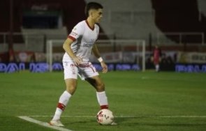 лудогорец напира чилийски бек