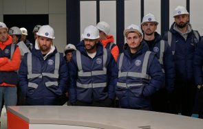 звездите псж нахлузиха работни гащеризони разходиха бъдещия дом видео