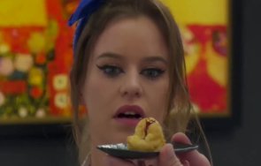 готвачката андреа показа пак пищните гърди гореща снимка