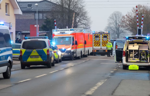 убити ранени нападение нож влак германия