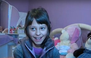 историята годишно момиченце трогна десетки интернет