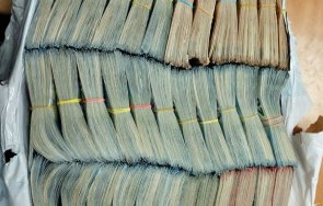 прокуратурата привлече обвиняеми двама турски граждани недекларирана валута 676 227 лева снимки