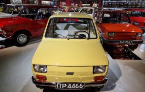 разпродават килограм автомобили соца