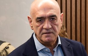 здравният министър меджидиев прие оставката директора болницата иван рилски дечо дечев