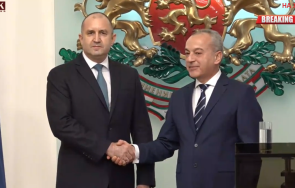 първо пик радев представи приоритетите кабинета донев припомни разрухата остави правителството кирил петков живо