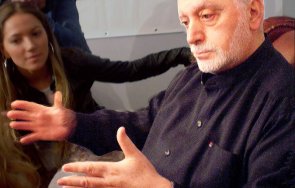 почина великият пако рабан