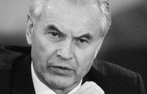 почина последният комунистически лидер източна германия