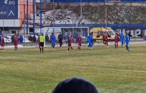 вдигат заплатите младоците левски