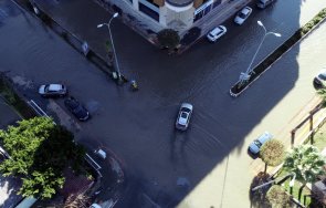 ново бедствие морето искендерун повиши земетресенията метър заля крайбрежието видео