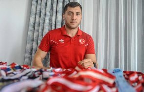 опевестиха смъртта национал турция годишния син снимки