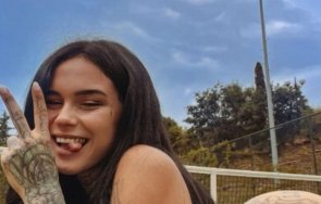 появи брутално порно звезда сървайвър снимка