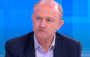 шефът държавния авиационен оператор подготвени пилоти граждански въздухоплавателни средства