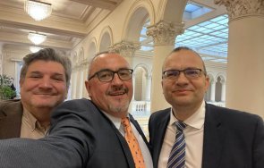 жестока подигравка популярните лица разбуни духовете новата коалиция потушиха скандала