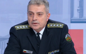 мъжът строшил плочата паметника съветската армия мотивира речта путин