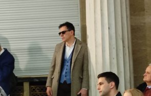 горещо пик найо тицин шашна всички цик външния вид сабрутев ананиев крият медията снимки