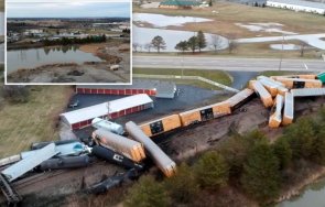 влак 212 вагона катастрофира сащ видео