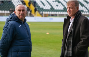 дилема мъчи левски