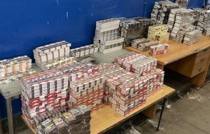 откриха тайник 000 къса цигари пътнически микробус русе снимки