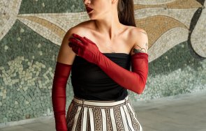 елена ергенът топлес снимка