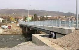 години късно започна изграждането нов мост река струма благоевград 
