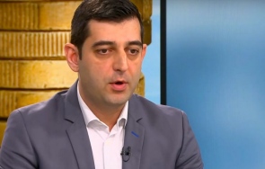 търговци таван надценките удари малките играчи бранша