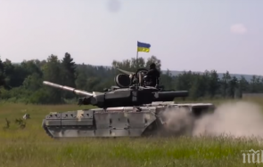 боец бахмут успя стигне навреме сватбата танк снимки