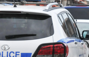 годишен открадна бус блъсна кола