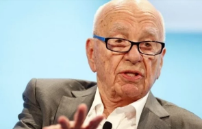 умора мърдок жени пети път години