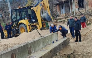 отвориха нов пешеходен мост удавеното село слатина