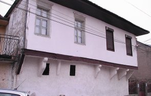 къщата димитър талев прилеп руши държавата нехае иска даде 200 000