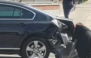 последните минути тролей смачка две коли софия снимки