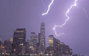 мълния удари световния търговски център йорк видео