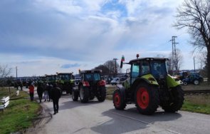 недоволство зърнопроизводители блокираха границата румъния украински камиони хванати капан