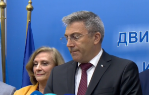 извънредно пик мустафа карадайъ категоричен водим говорещите глави положим всички усилия редовен кабинет обновена