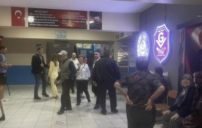 фалстарт бави началото изборния ден секции истанбул