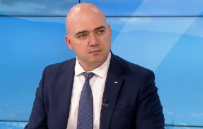 министърът туризма сме едно малкото министерства вкарват пари бюджета