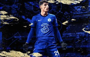 звезда челси изгони личния готвач яде бонбони