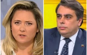 двоен стандарт лора крумова разтопи асен василев докато обижда 358 хиляди българи видео