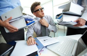 психолог изброи признаците работохолизъм