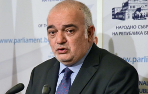 бабикян подиграва булката брака герб кумува