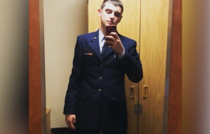 заради теч секретни документи изправят федерален съд годишния задържан