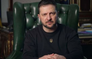 володимир зеленски русия разруши стотици църкви музеи галерии видео