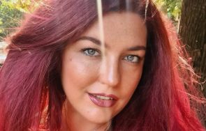 прецедент историята ергенът една участничките напусна собствено желание