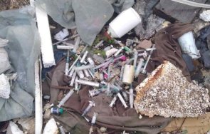 прокуратурата разследва случая изхвърлените ампули спринцовки добричко